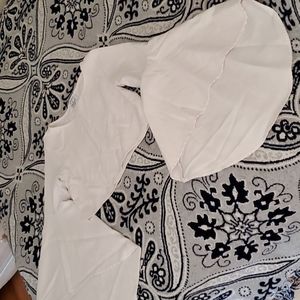 Crop top with wide sleeves